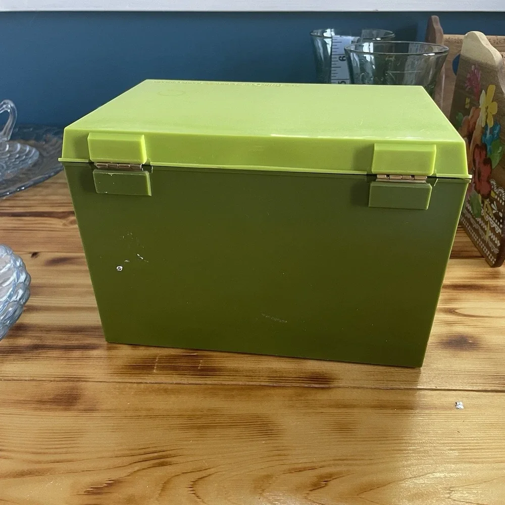1971 Betty Crocker Recipe Card Library Box, Avocado Two-Tone  Cooking Storage